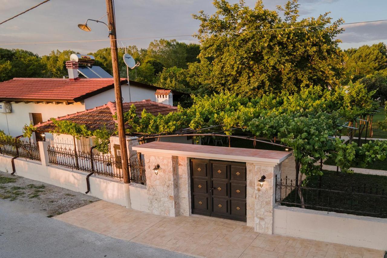 Villa La Varik 3 Litochoro Extérieur photo